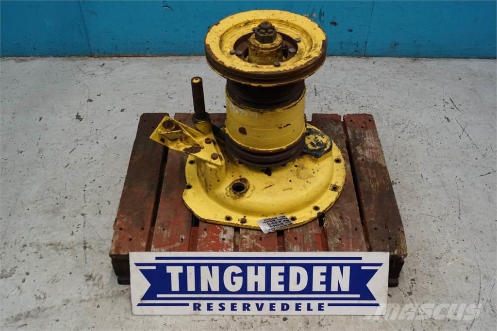 New Holland 8070 农业机械-其他