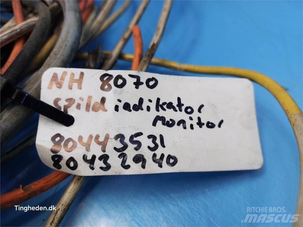 New Holland 8070 电子设备