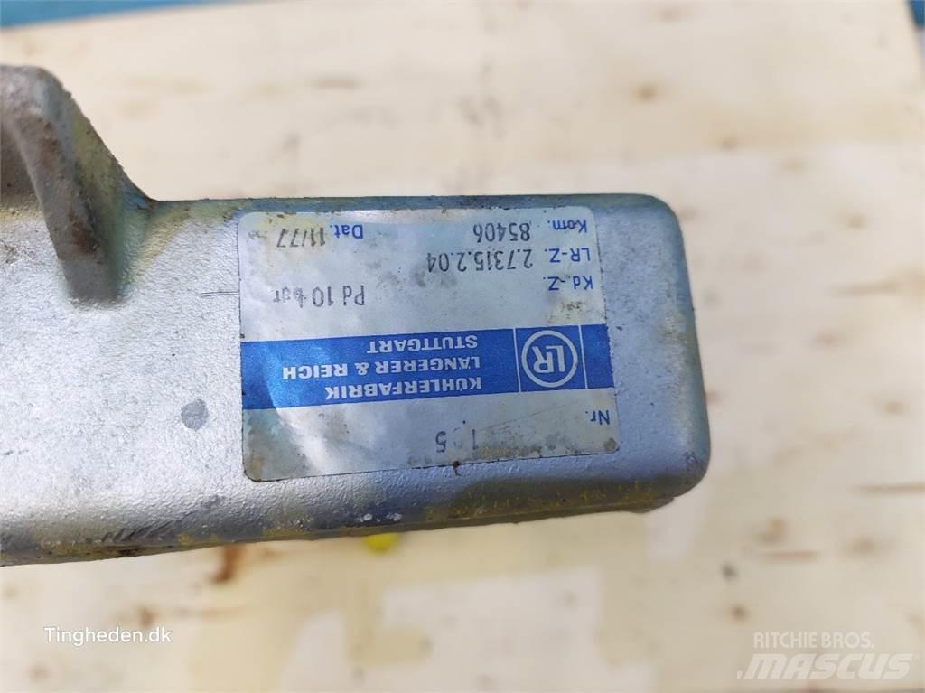 New Holland 8080 散热器