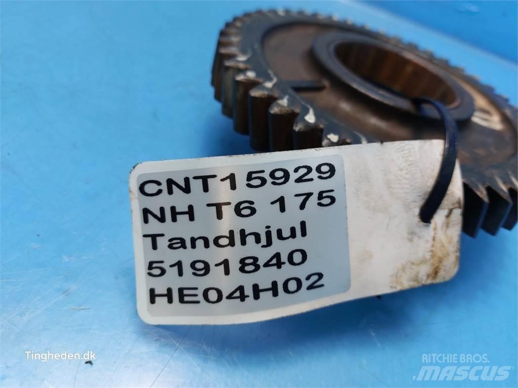 New Holland T6 传动装置