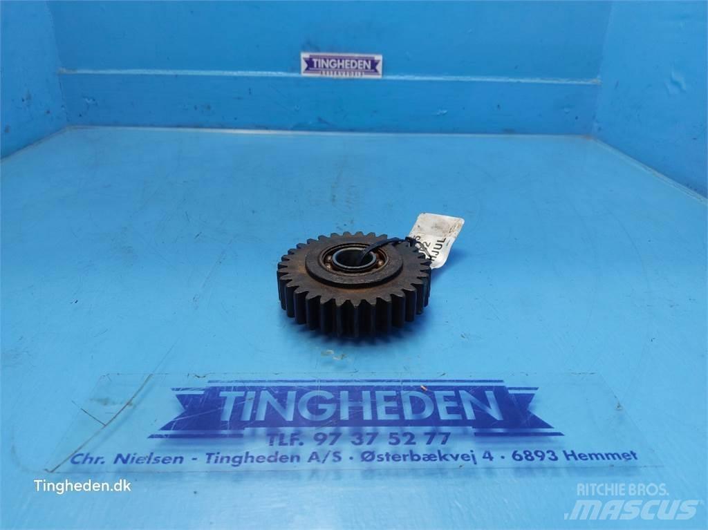 New Holland T6 传动装置