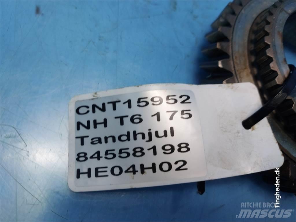 New Holland T6 传动装置