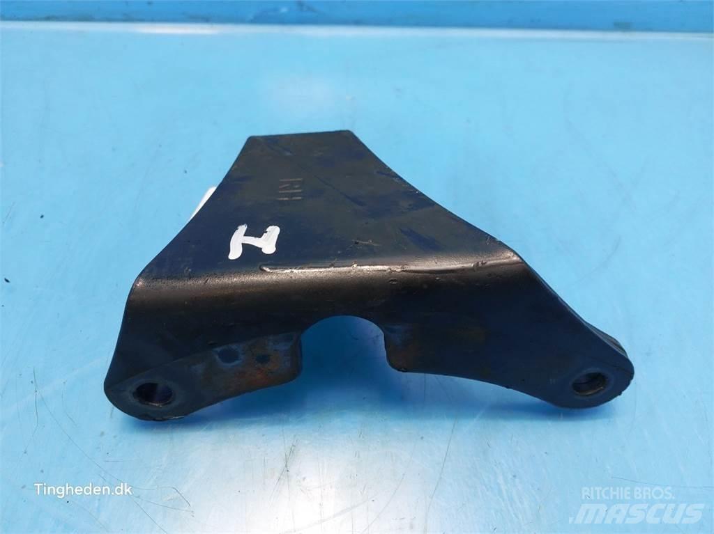 New Holland T6 驾驶室与内部