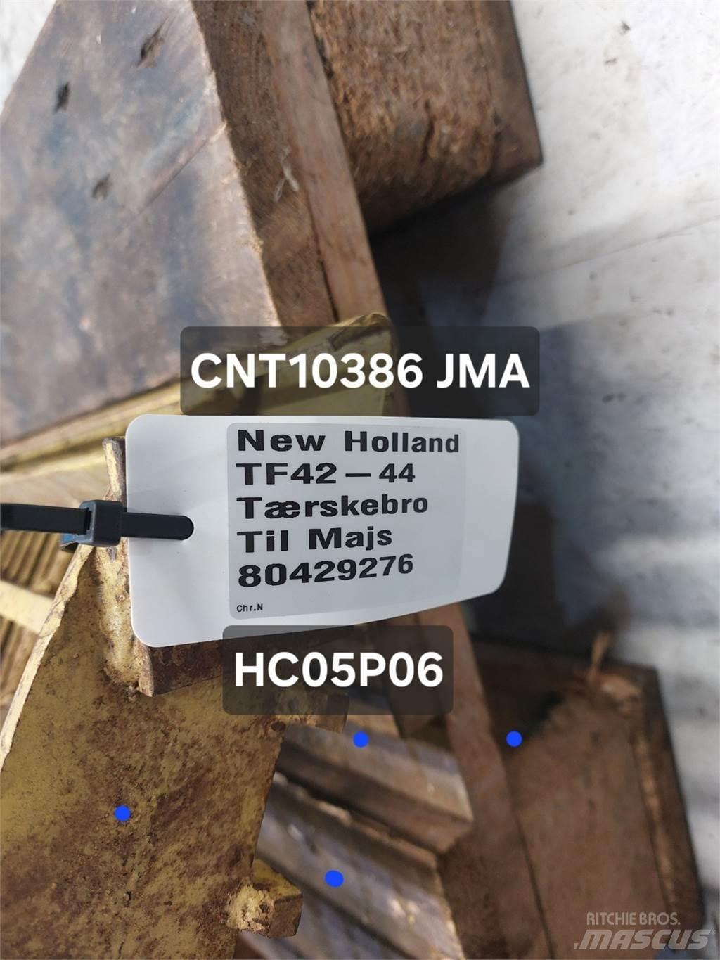 New Holland TF44 联合收割机配件