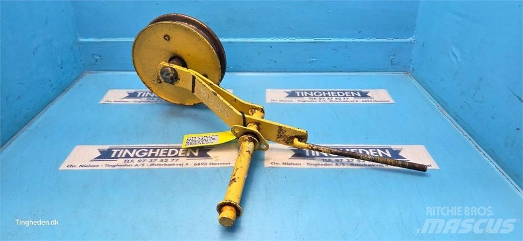 New Holland TF44 农业机械-其他