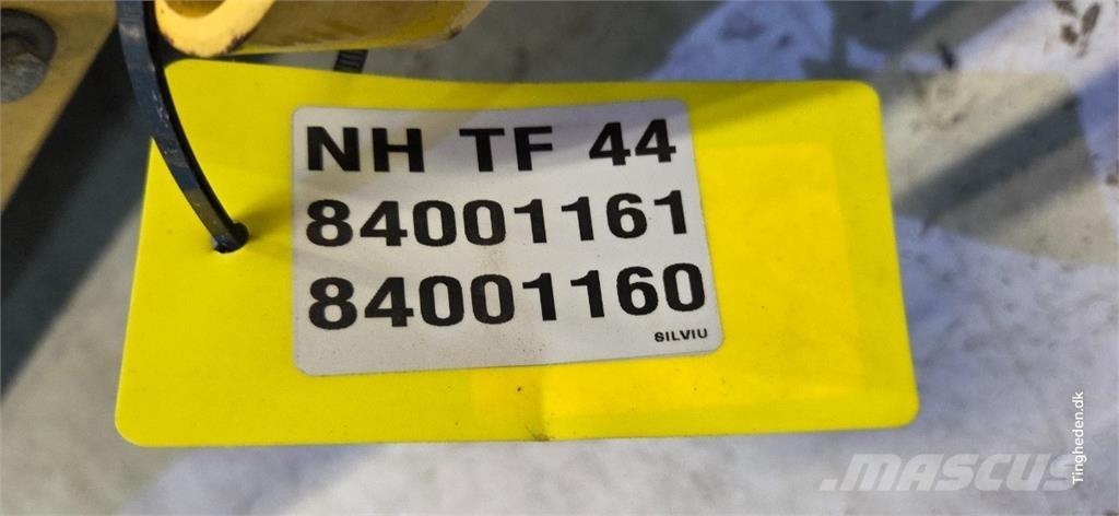 New Holland TF44 农业机械-其他