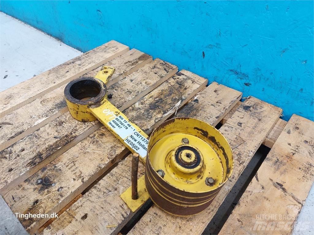 New Holland TF46 农业机械-其他
