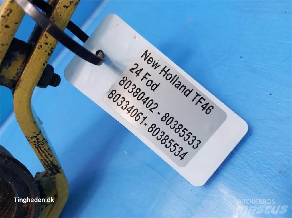New Holland TF46 联合收割机配件