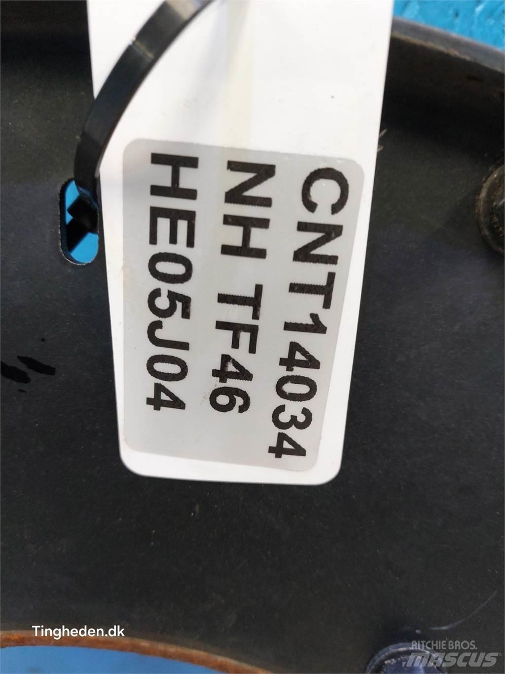 New Holland TF46 联合收割机配件