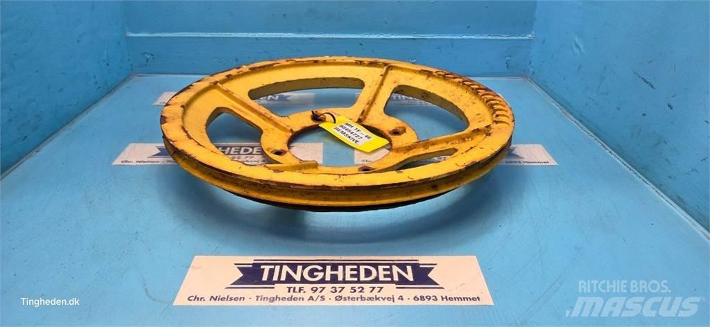 New Holland TF46 农业机械-其他