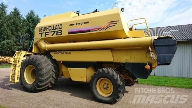New Holland TF78 联合收割机