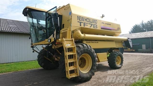New Holland TF78 联合收割机