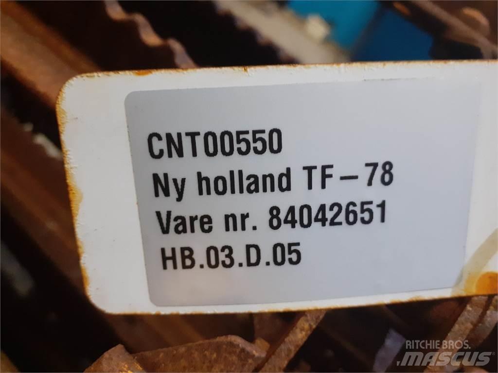 New Holland TF78 联合收割机配件