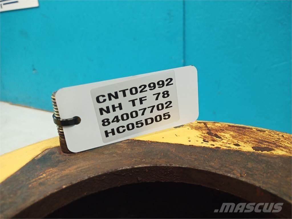 New Holland TF78 农业机械-其他