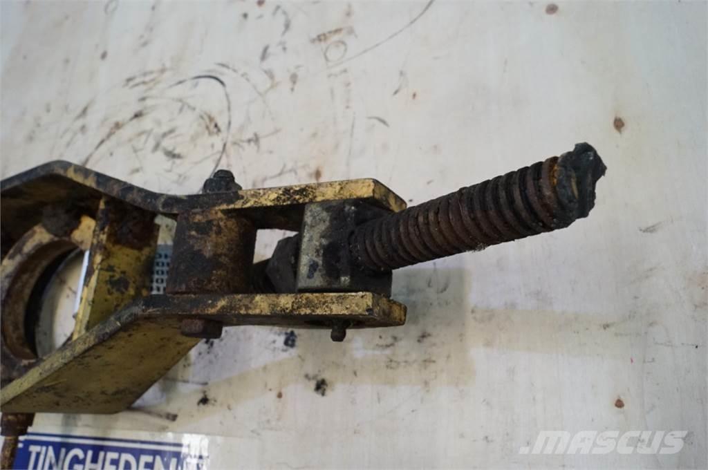 New Holland TF78 农业机械-其他