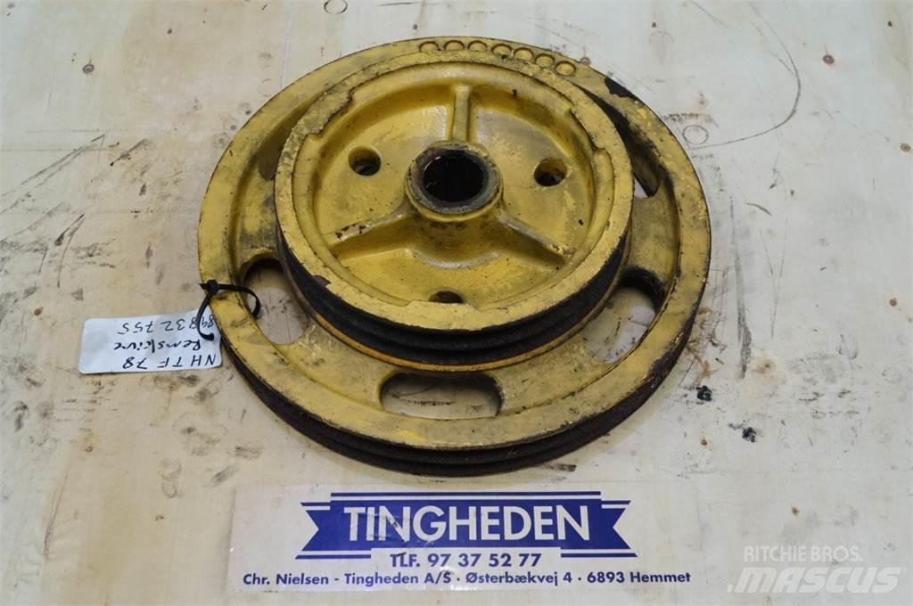 New Holland TF78 农业机械-其他