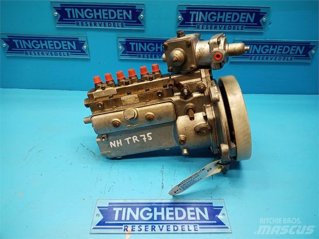 New Holland TR75 发动机