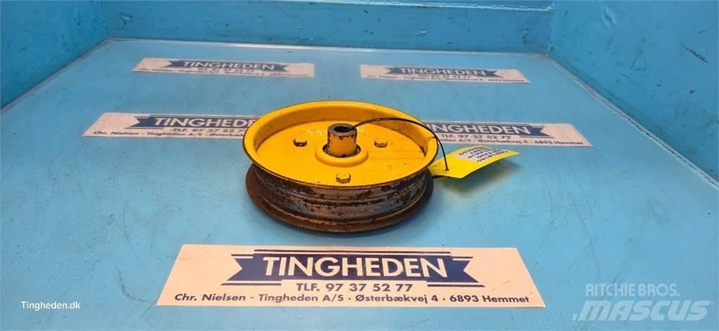 New Holland TX30 农业机械-其他