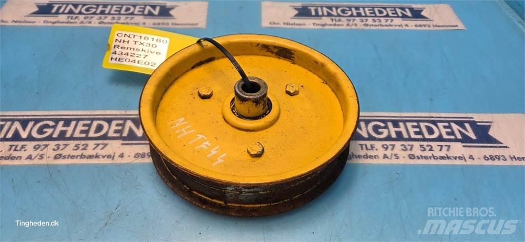 New Holland TX30 农业机械-其他