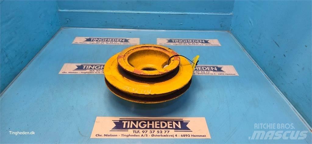 New Holland TX30 农业机械-其他
