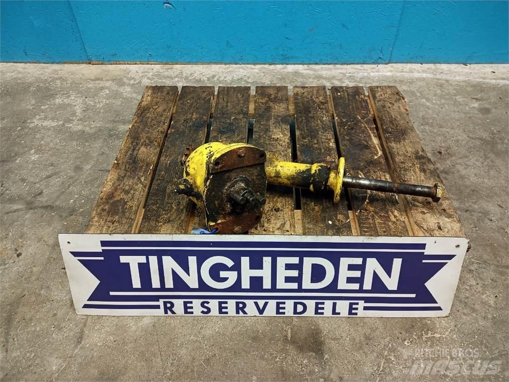 New Holland TX34 联合收割机配件