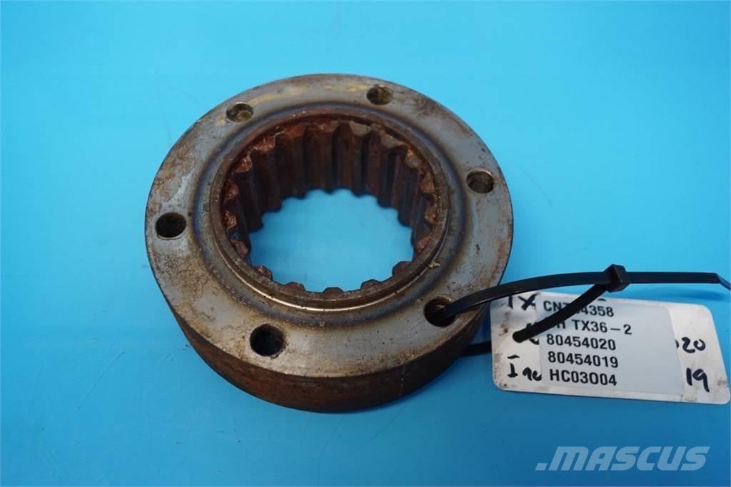 New Holland TX36 传动装置