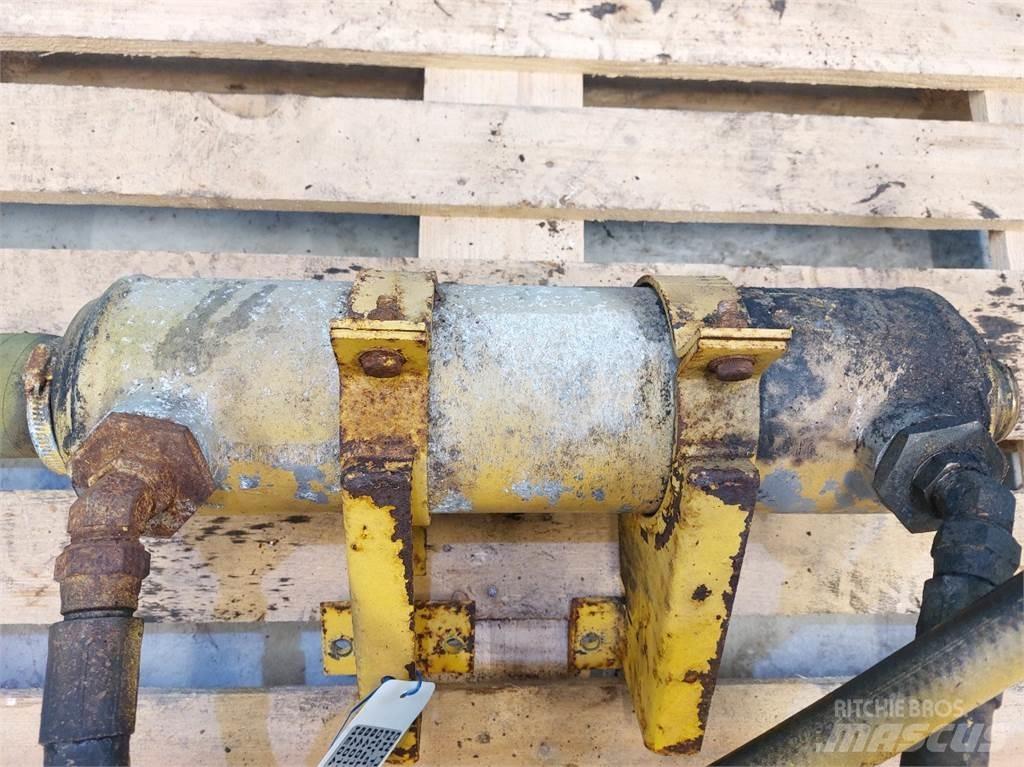 New Holland TX65 散热器
