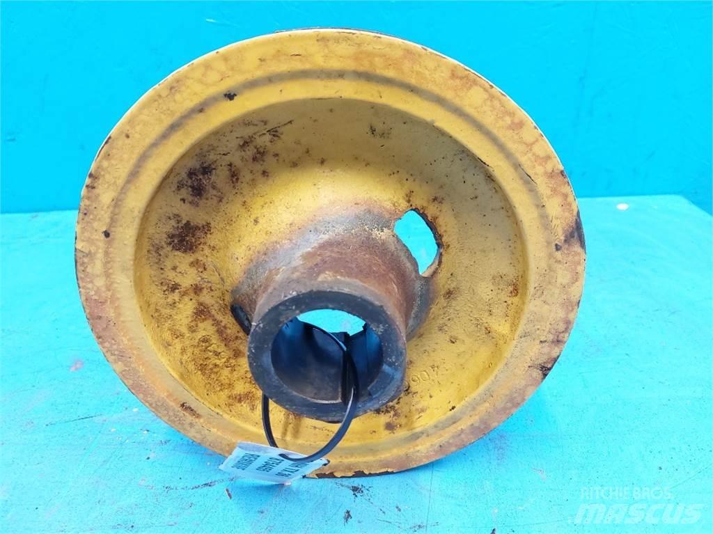 New Holland TX65 发动机