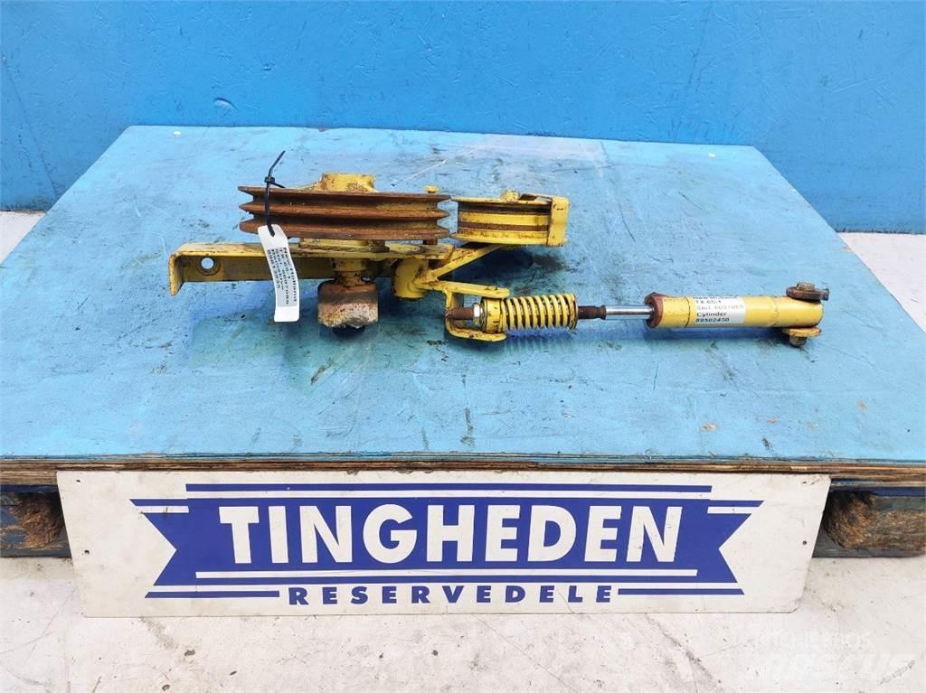 New Holland TX65 农业机械-其他