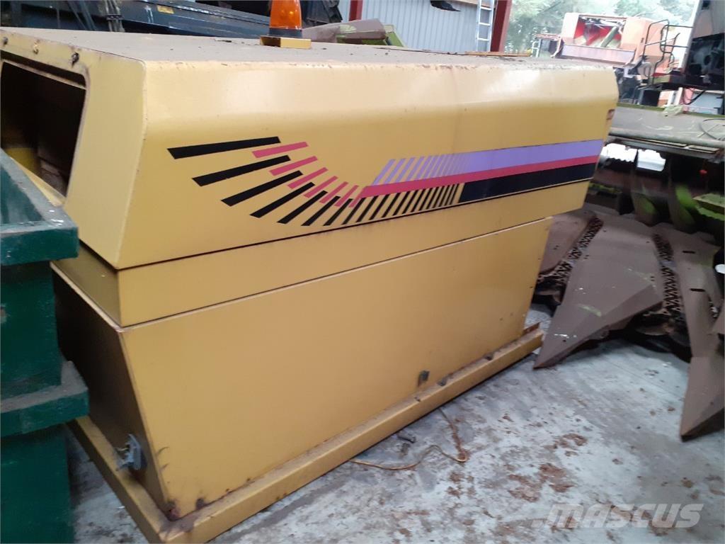 New Holland TX68 农业机械-其他