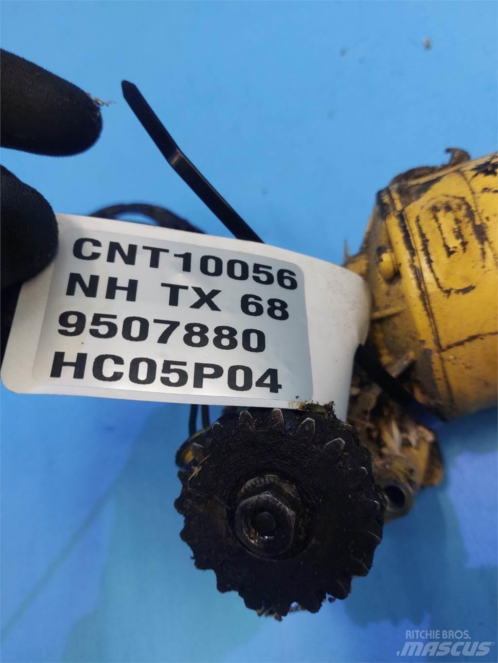 New Holland TX68 电子设备