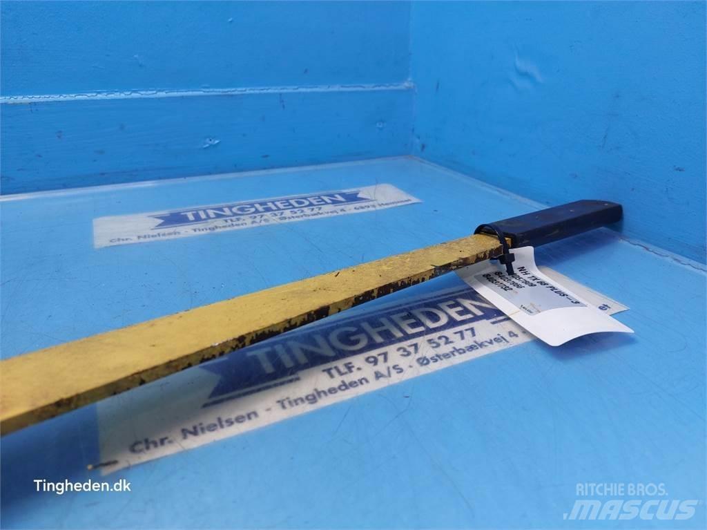 New Holland TX68 农业机械-其他
