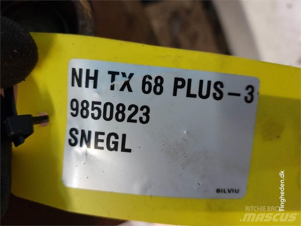 New Holland TX68 联合收割机配件
