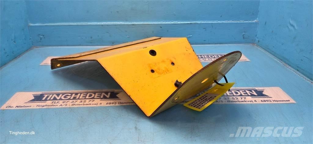 New Holland TX68 农业机械-其他