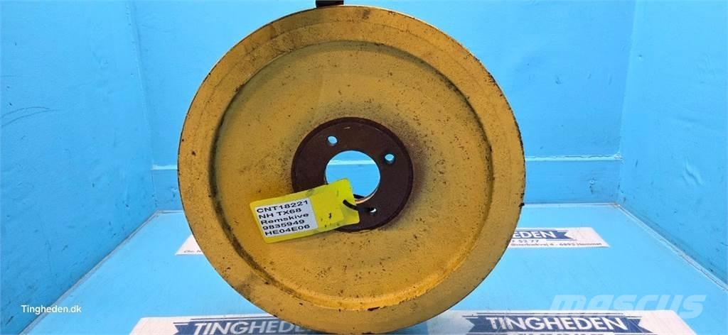 New Holland TX68 农业机械-其他