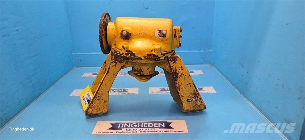 New Holland TX68 传动装置