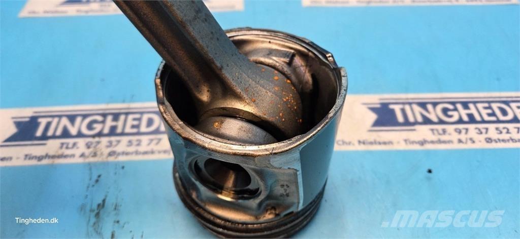  SisuDiesel 84AWF 发动机