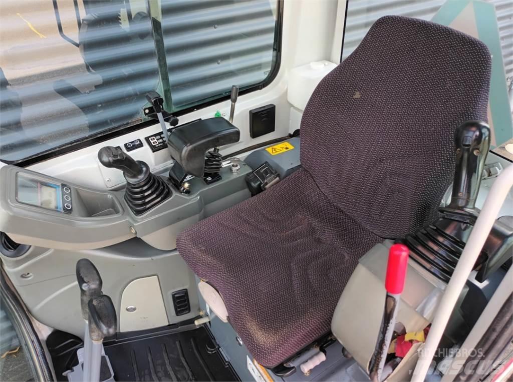 Takeuchi tb216 小型挖掘机