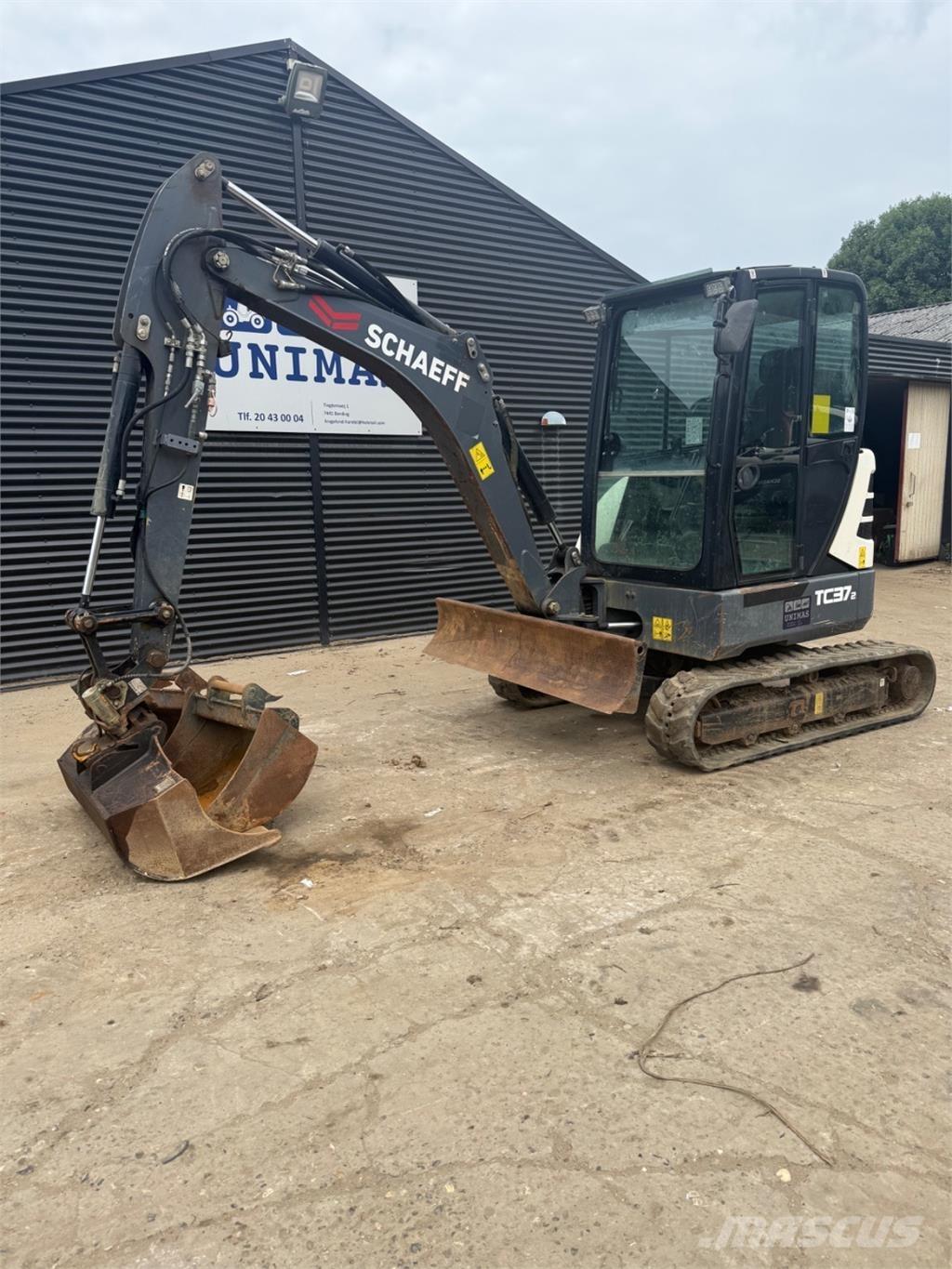 Terex TC37 小型挖掘机