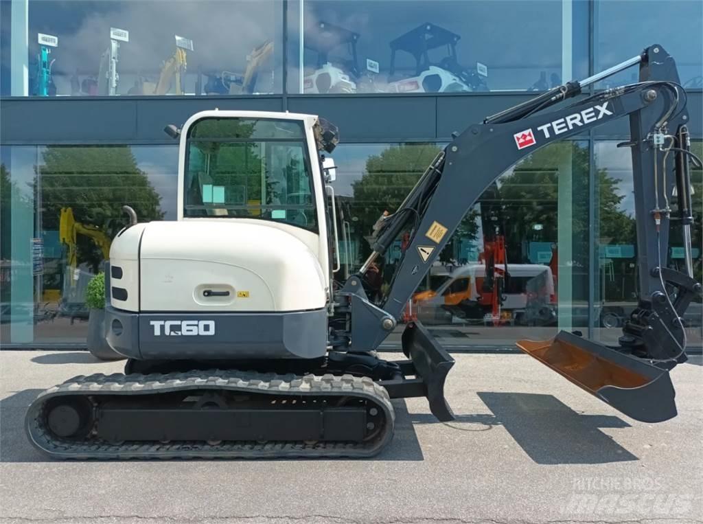 Terex tc60 小型挖掘机