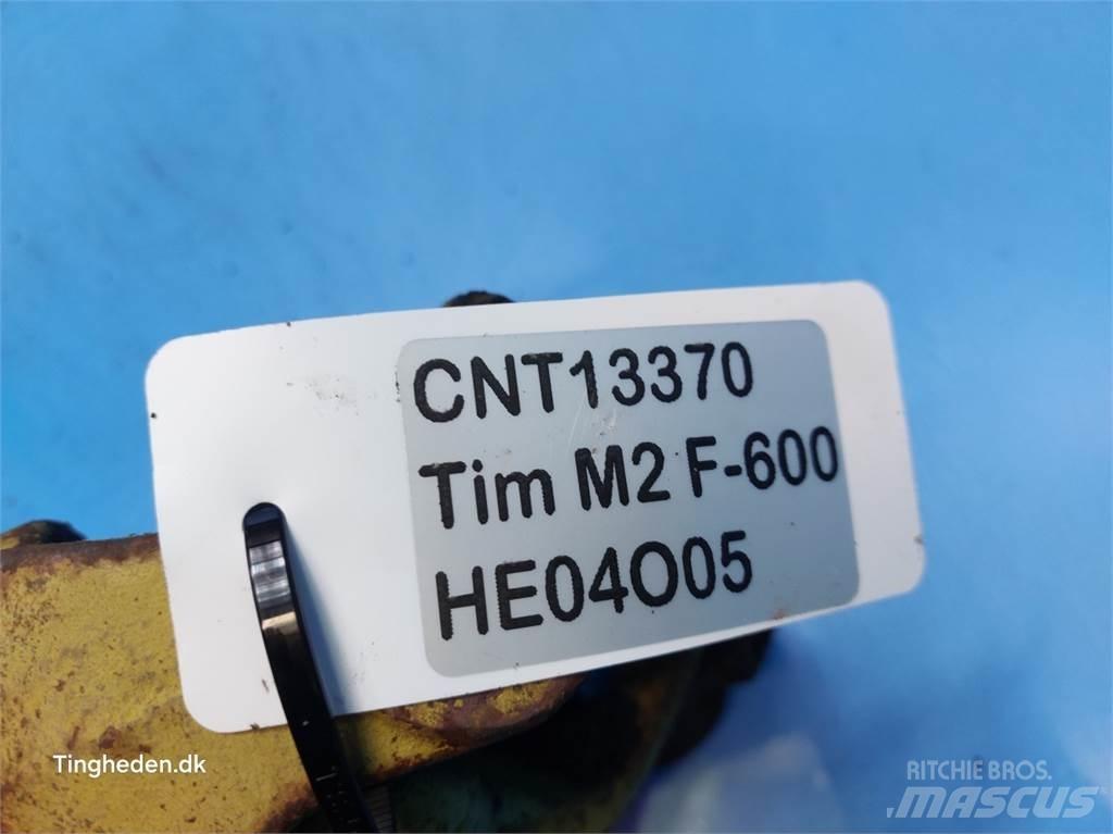 Tim M2 F-600 甜菜收获机