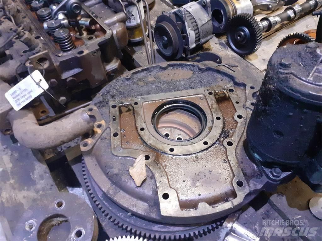 Valmet 411DL 发动机