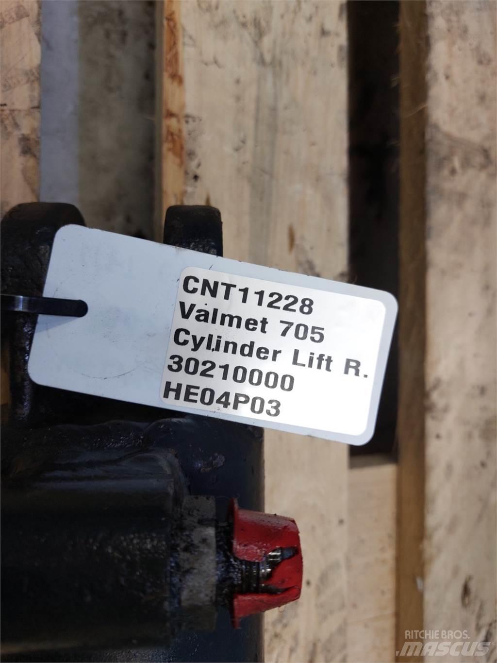 Valmet 705 液压