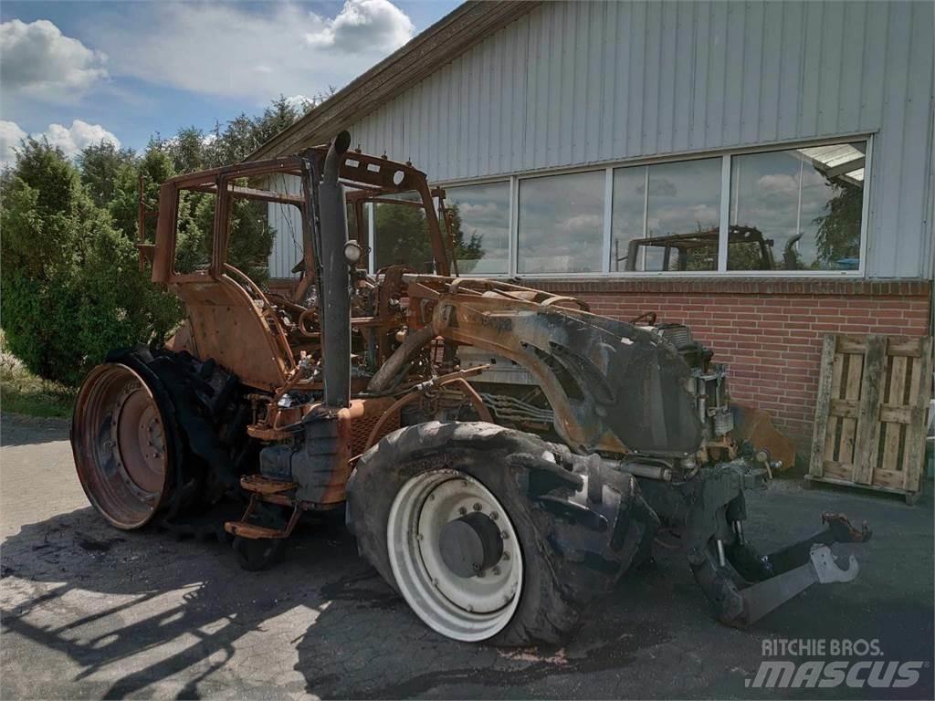 Valtra T213 拖拉机/农用车