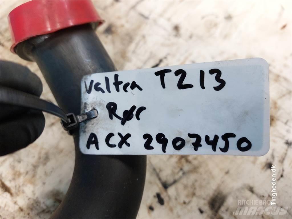 Valtra T213 液压