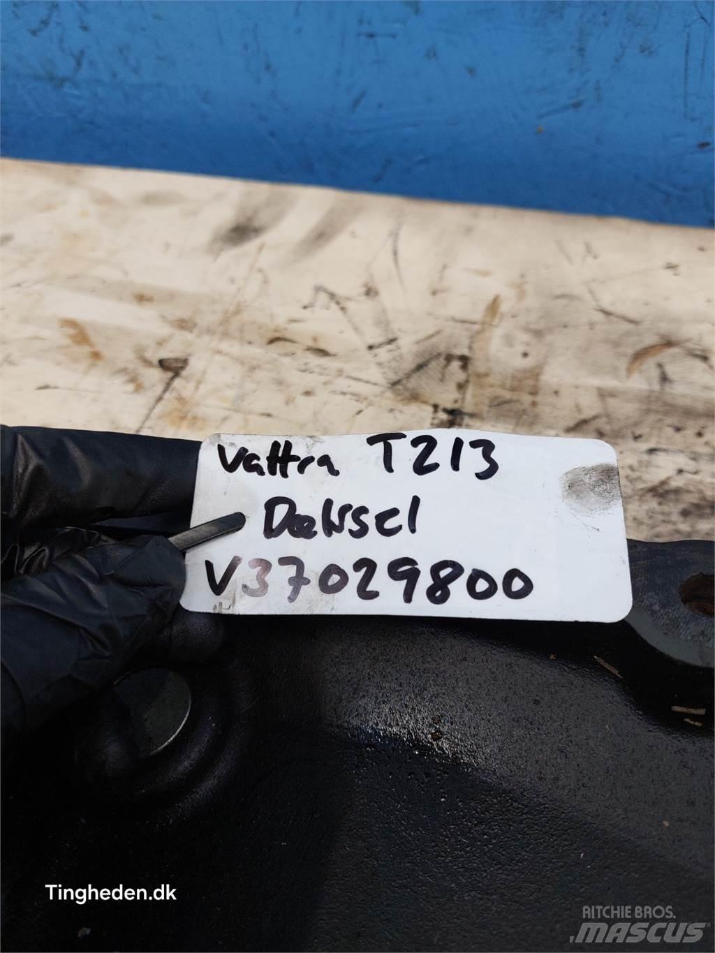 Valtra T213 传动装置
