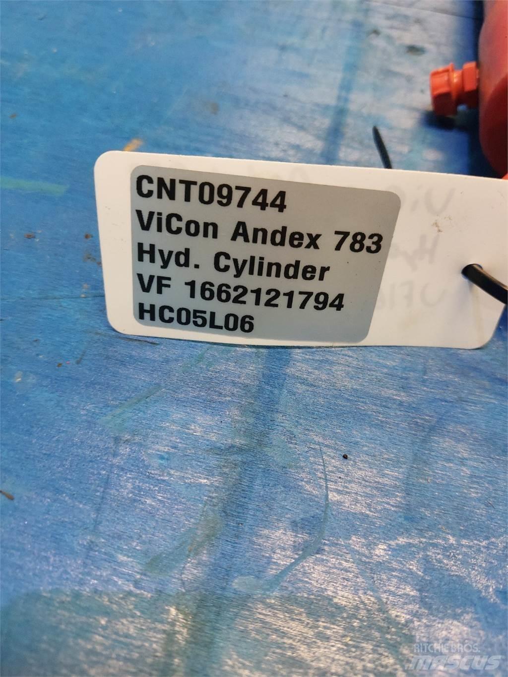 Vicon Andex 783 犁耙和摊草机