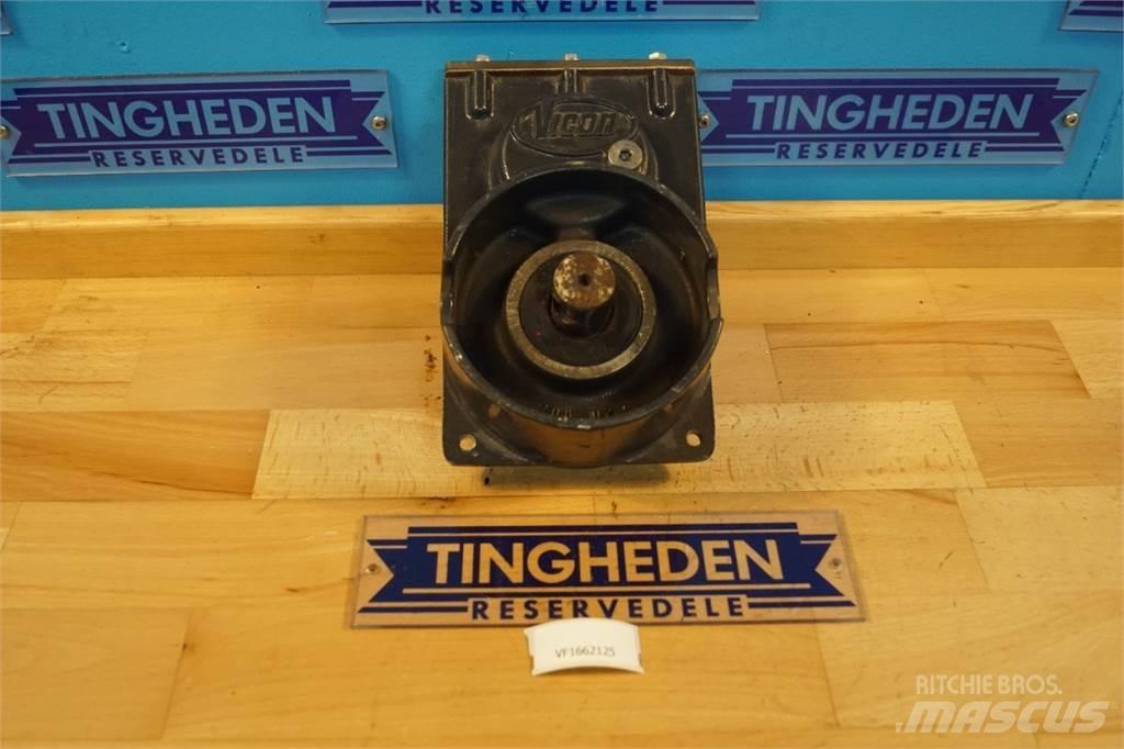 Vicon Gear 犁耙和摊草机