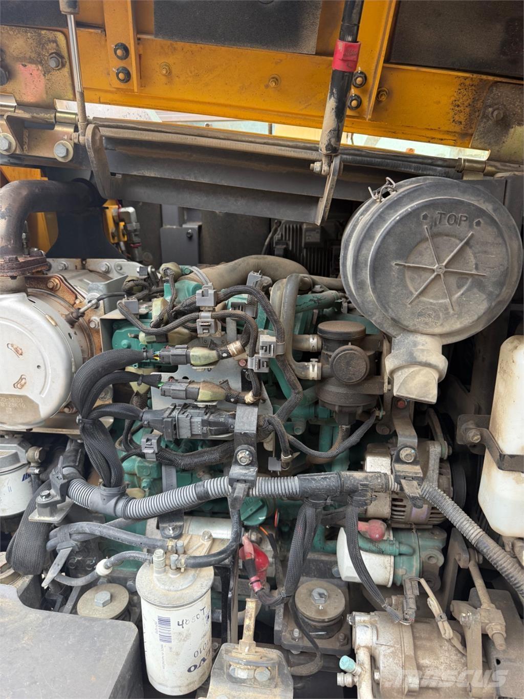 Volvo ECR88D 履带挖掘机