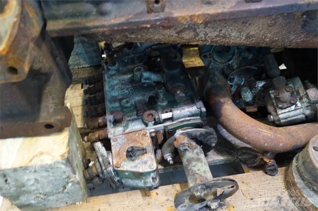 Volvo L120 发动机